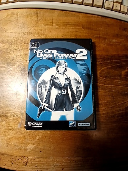 No One Lives Forever 2: A Spy in H.A.R.M.'s Way PC CD-ROM