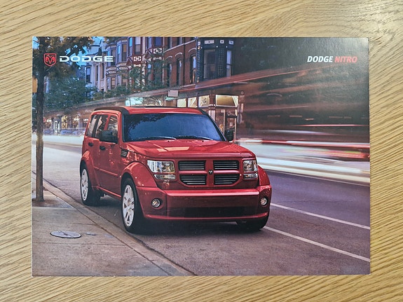 Dodge Nitro -esite