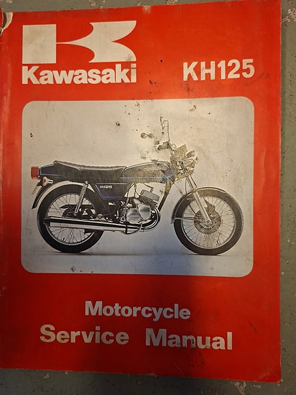 Kawasaki KH125 huoltokäsikirja/Service Manual