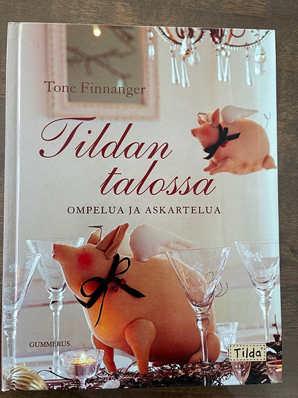 Tone Finnanger Tildan talossa -kirja