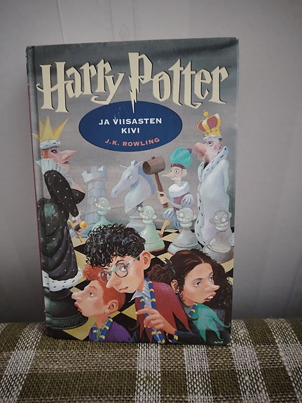 Harry Potter ja viisasten kivi