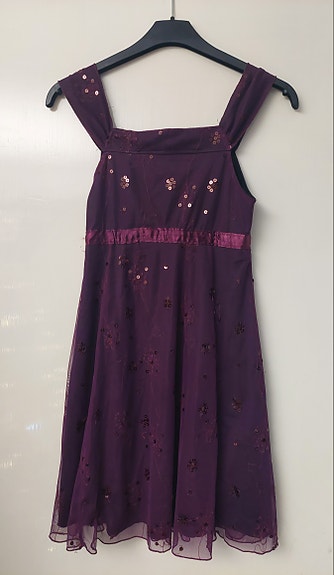 Violetti mekko