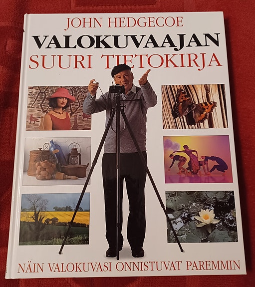 Valokuvaajan suuri tietokirja