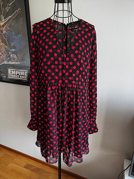 Alexander McQueen polkadot mekko