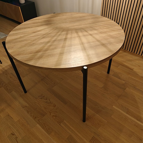 Ruokapöytä 120 cm