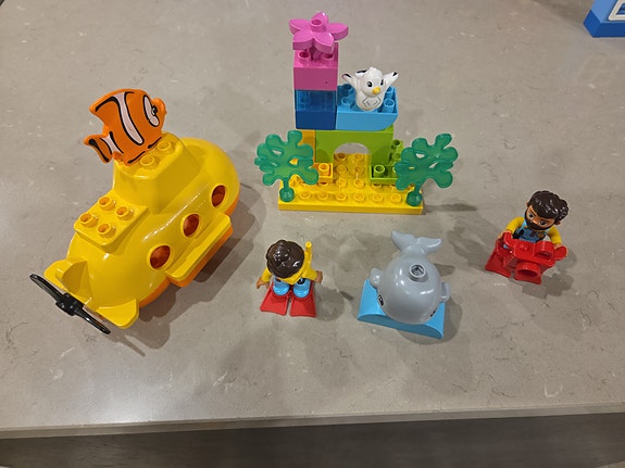 Lego Duplo sukellusvene