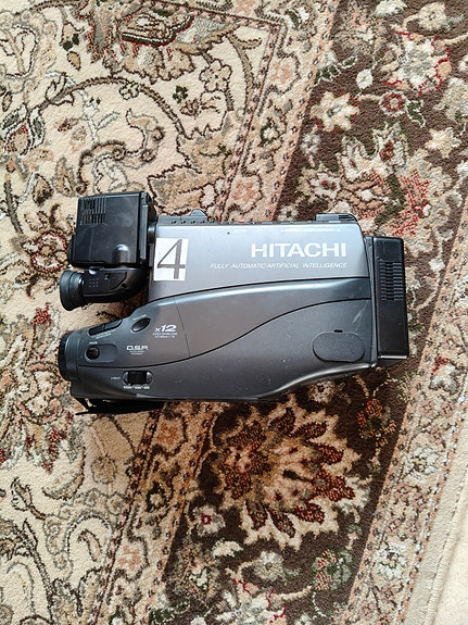 Hitachi VHS videokamera