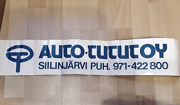 Auto-tutut Oy, tarra