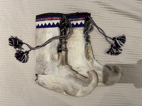 Käsintehdyt porotossut