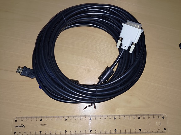HDMI–DVI-D -kaapeli(10m) häiriösuojattu+HDMI1,5m kaupan päälle