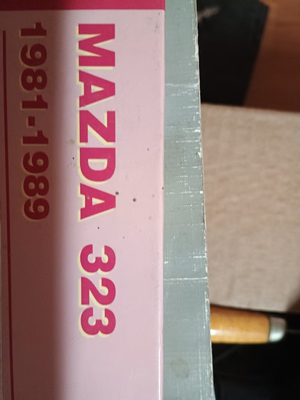 Mazda 323 korjausopas 81-89