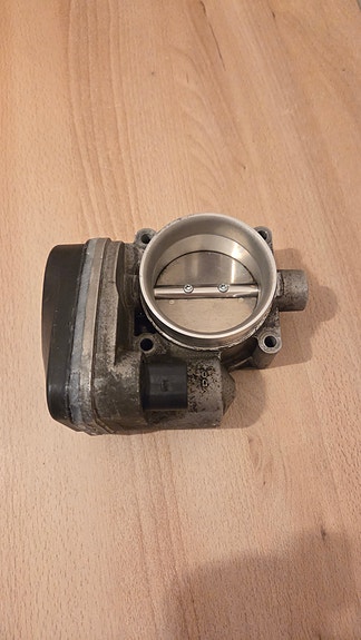 Renault Clio Sport / Kaasuläppäkotelo / 2001-2005