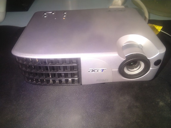 Acer PD 321 peojectori