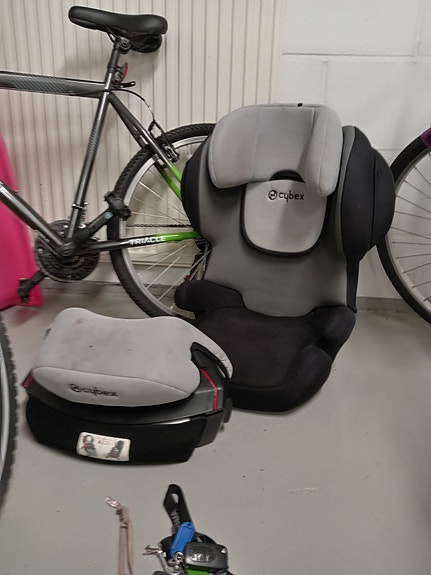 Lasten turvaistuin autoon