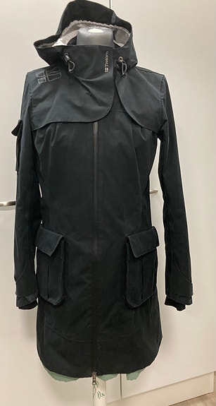 XS tretorn ”sadetakki”