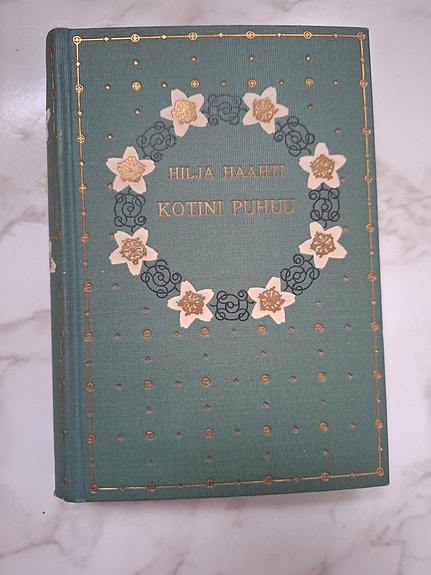 Hilja Haahti Kotini puhuu