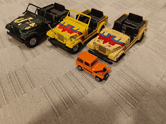 Jeep pikkuautot