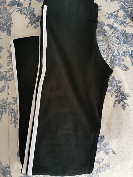 Naisten leggingsit