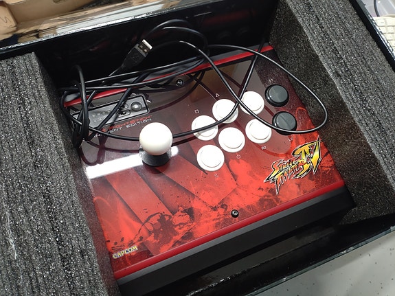 Mad Catz Street Fighter IV FightStick Tournament Edition (PS3) -ohjain