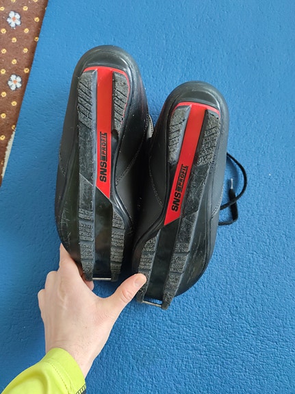 Salomon hiihtomonot 42 2/3 us 9