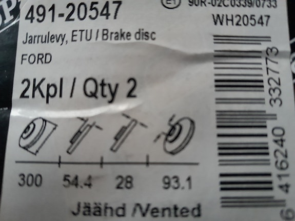 Ford Transit ja WV T5 Multivan