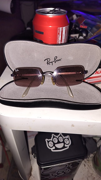 Ray Ban