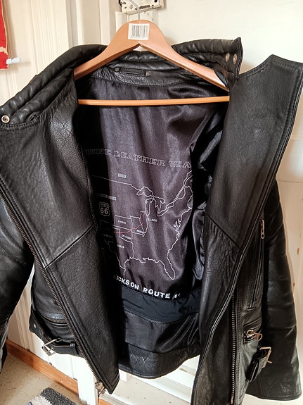 Product image 2 of 9