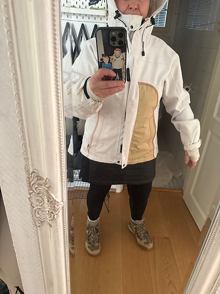 Product image 1 of 7