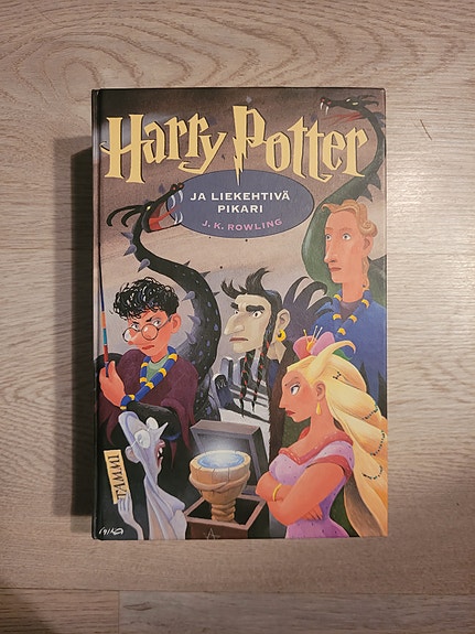 Harry Potter ja Liekehtivä Pikari - kovakantinen