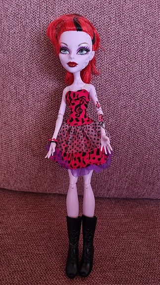 Monster high nukkeja, 4e/kpl