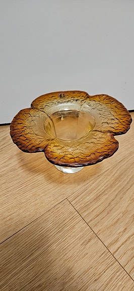 Kumela maljakko