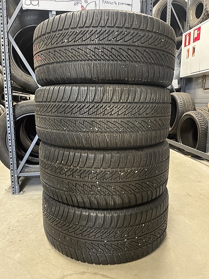 GOODYEAR ULTRAGRIP 8 PERFORMANCE 285/45 R20 112V Kitkarenkaat