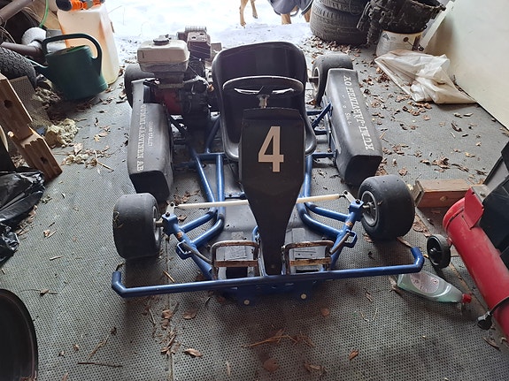 Vanha karting auto