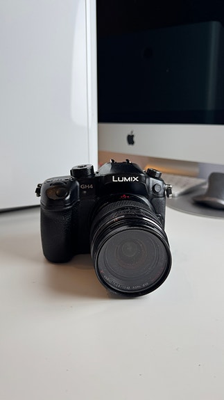 Panasonic Lumix GH4 + Lumix 12-35mm f2.8 Lens