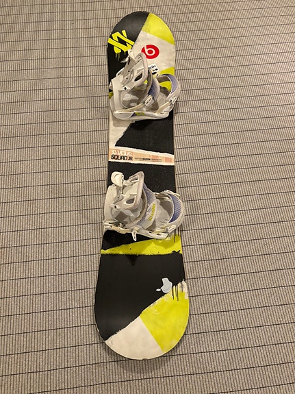 Völkl Squad JR lasten lumilauta 132 cm pikasiteillä