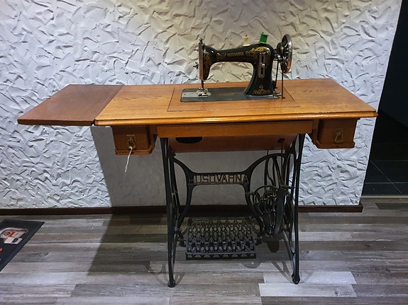 Husqvarna ompelukone