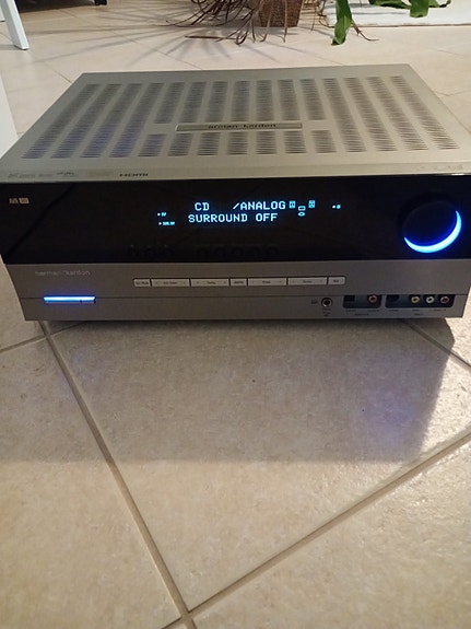 Harman kardon avr247 vahvistin