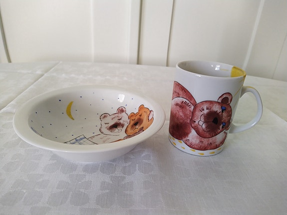 Nalle muki ja murokuppi, ym.
