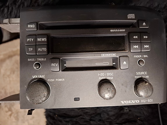 -99 Volvo soitin.