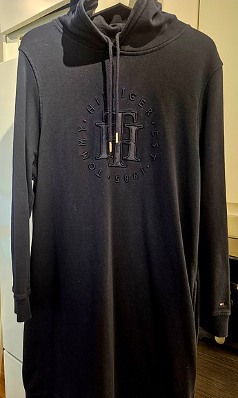 Tommy Hilfiger mekko XL