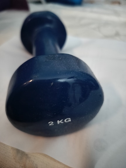 Käsipaino 2 kg