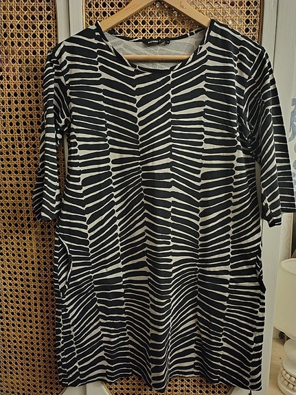 Marimekko tunika taskuilla S