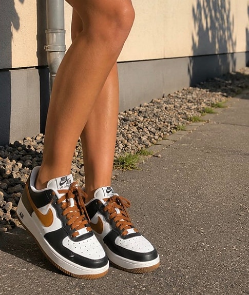 Nike Air Force 1 tennarit koko 37 musta valkoinen ruskea