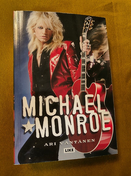 Michael Monroe -kirja