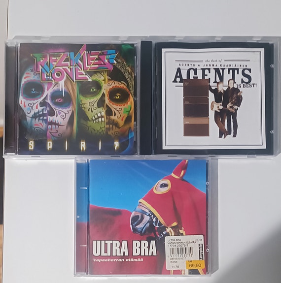 CD Levyt Reckless Love, Agents, Ultra Bra