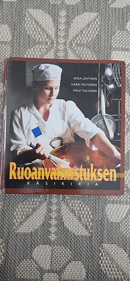 Ruoanvalmistuksen käsikirja oppikirja