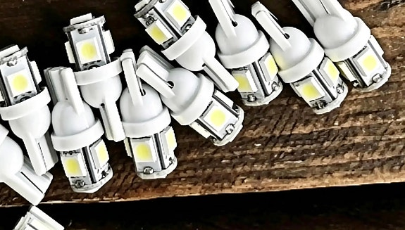 9kpl T10 W5W Led-polttimoita