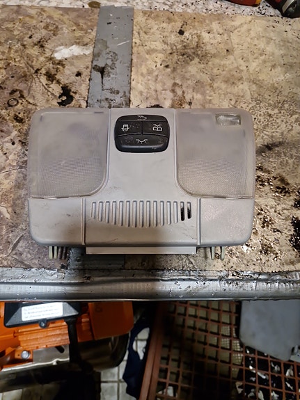 mb w210 kattovalo
