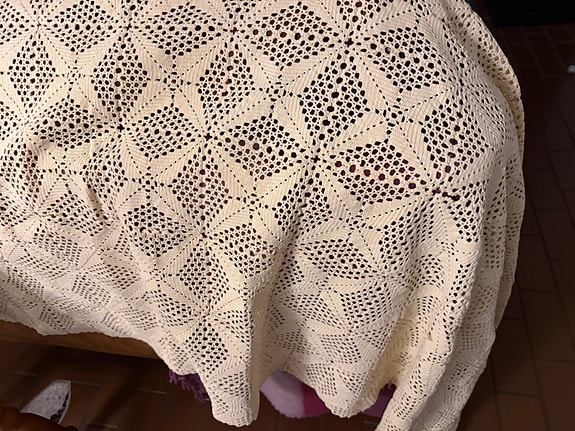Päiväpeitto virkattu pitsipeitto 140 x 206