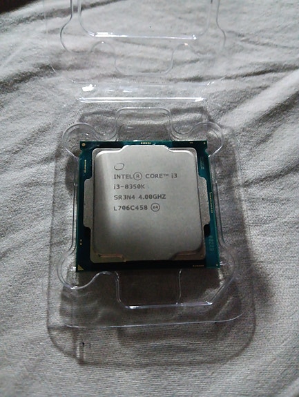 Intel Core i3-8350k prosessori